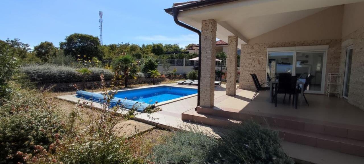 Villa Veglia Vrh  Екстериор снимка